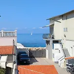 Lidia بيت للعطل *